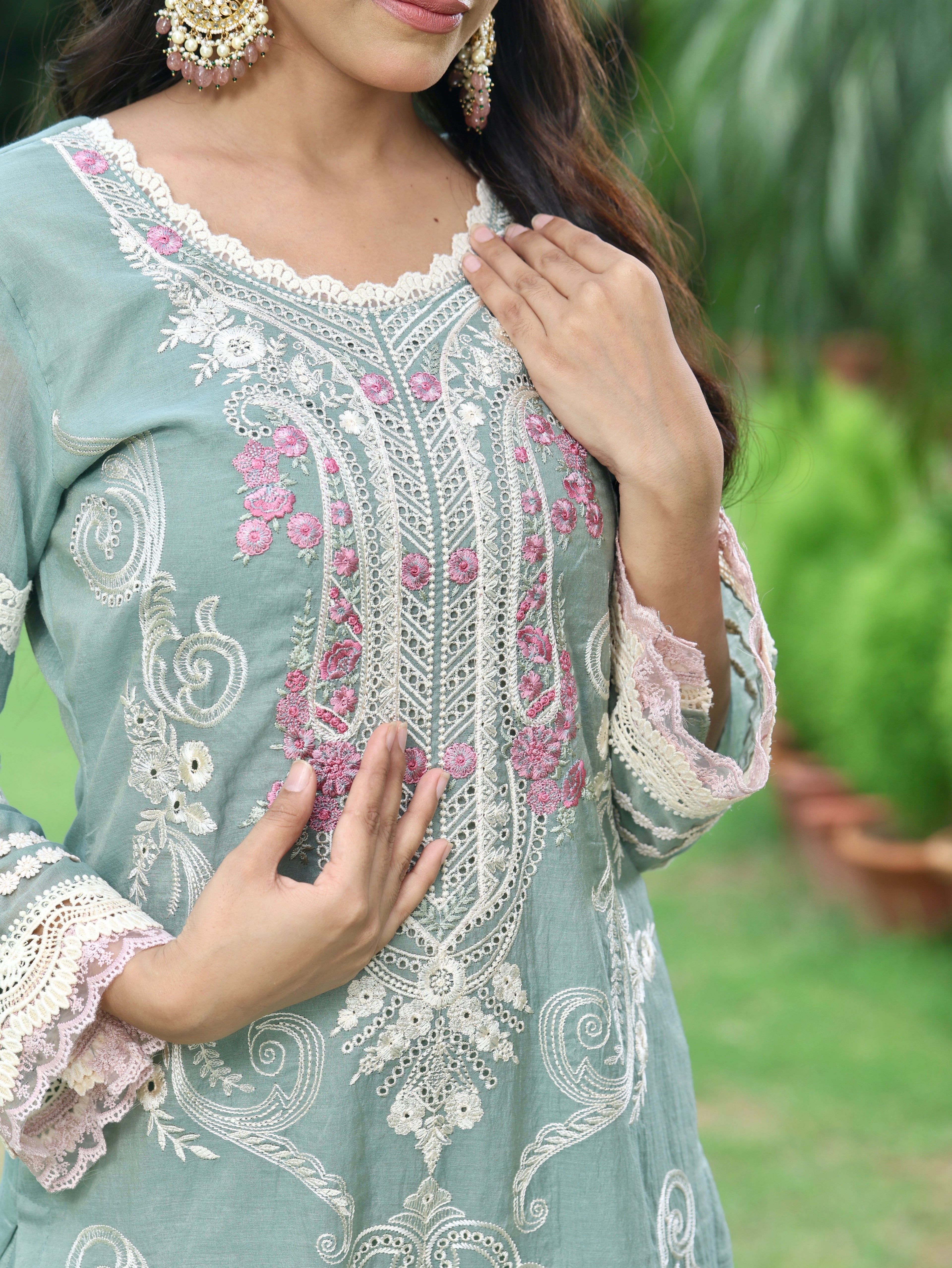 Arzoo | Dusky Grey Embroidered Cotton Kurta Set