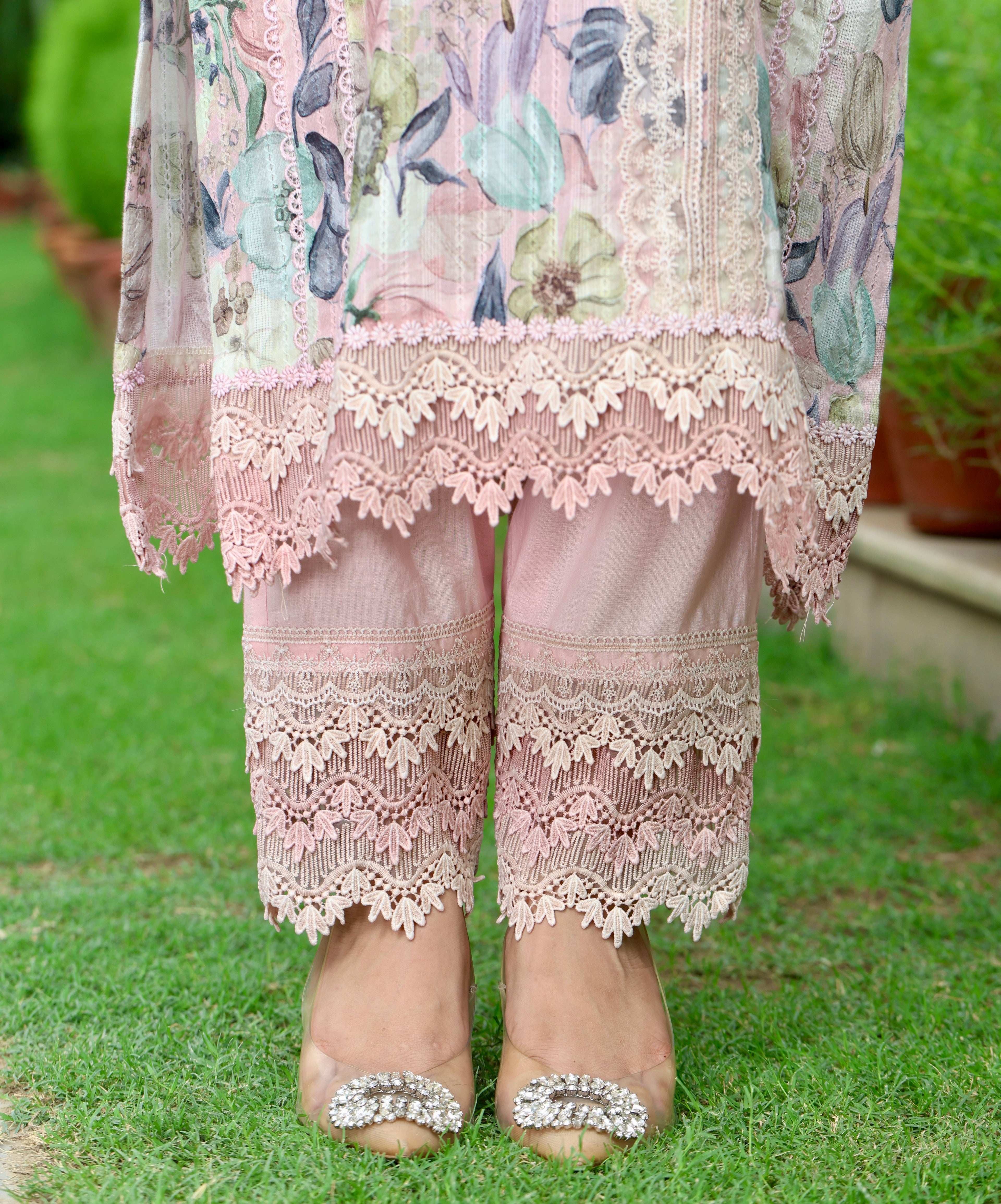Zareen | Pink Floral Printed Cotton Kurta Set