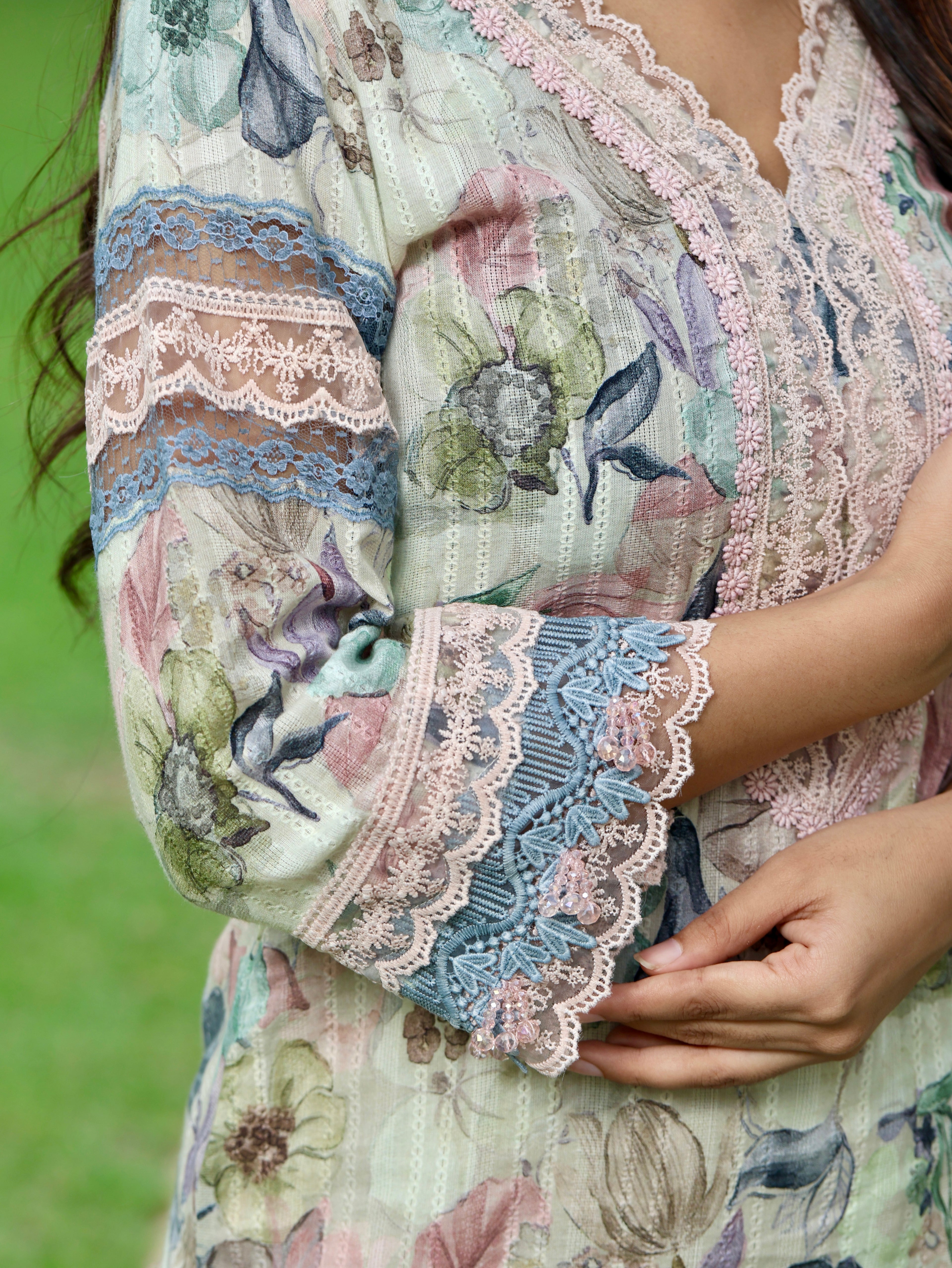 Aafreen | Ivory Floral Printed Cotton Kurta Set