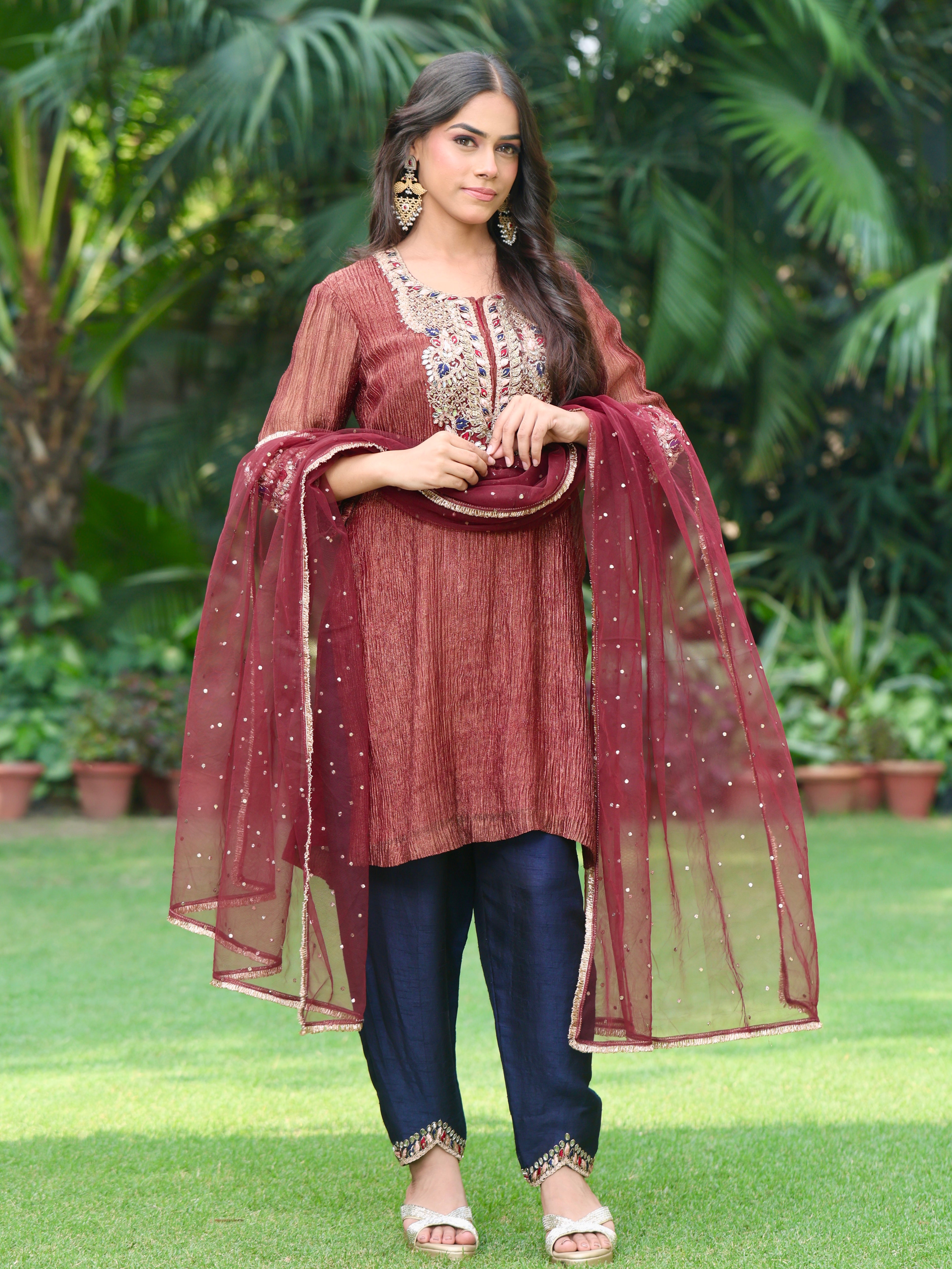 Sehr | Maroon Crushed Tissue Kurta Set