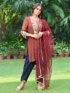 Sehr | Maroon Crushed Tissue Kurta Set
