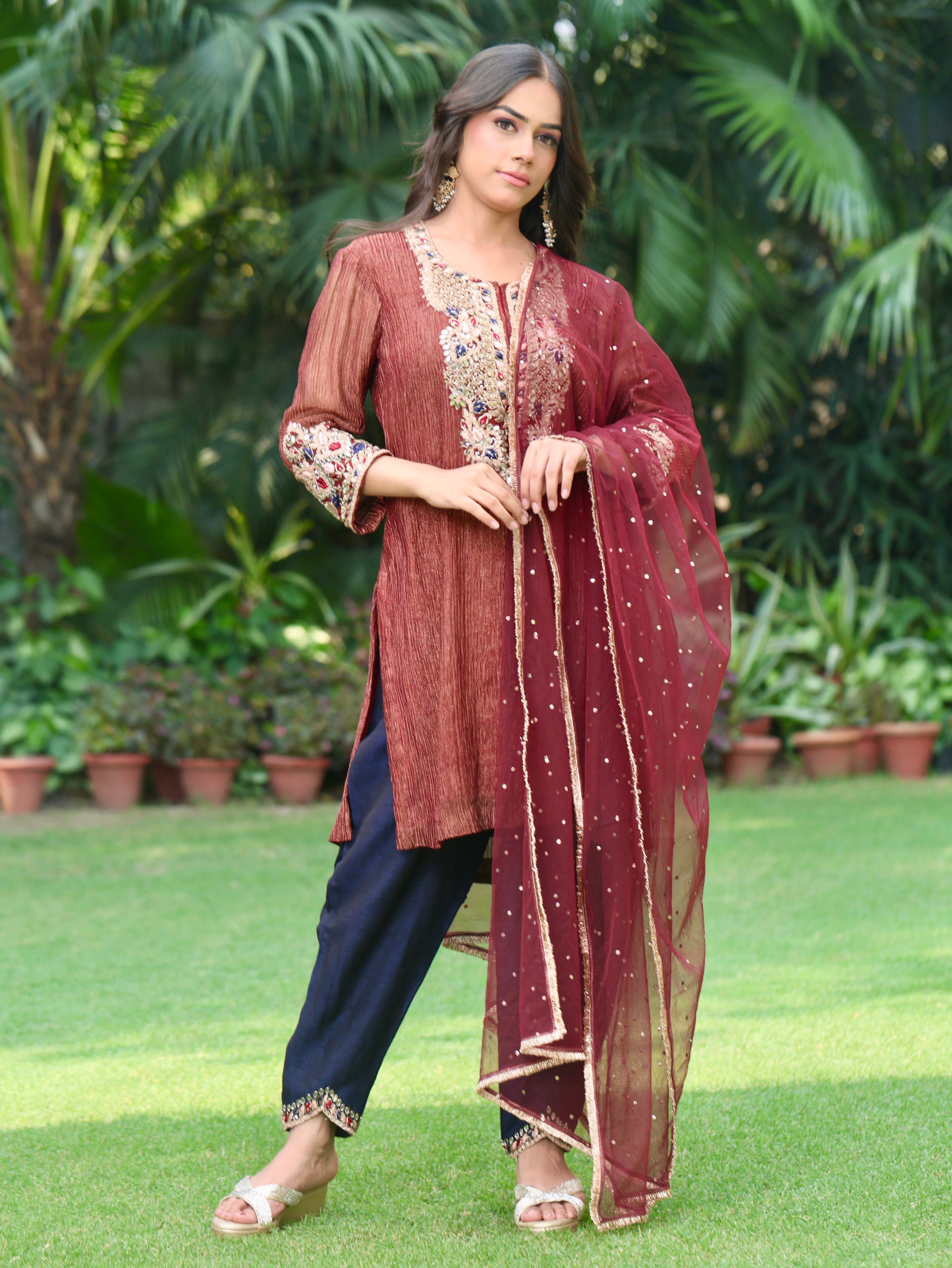 Sehr | Maroon Crushed Tissue Kurta Set