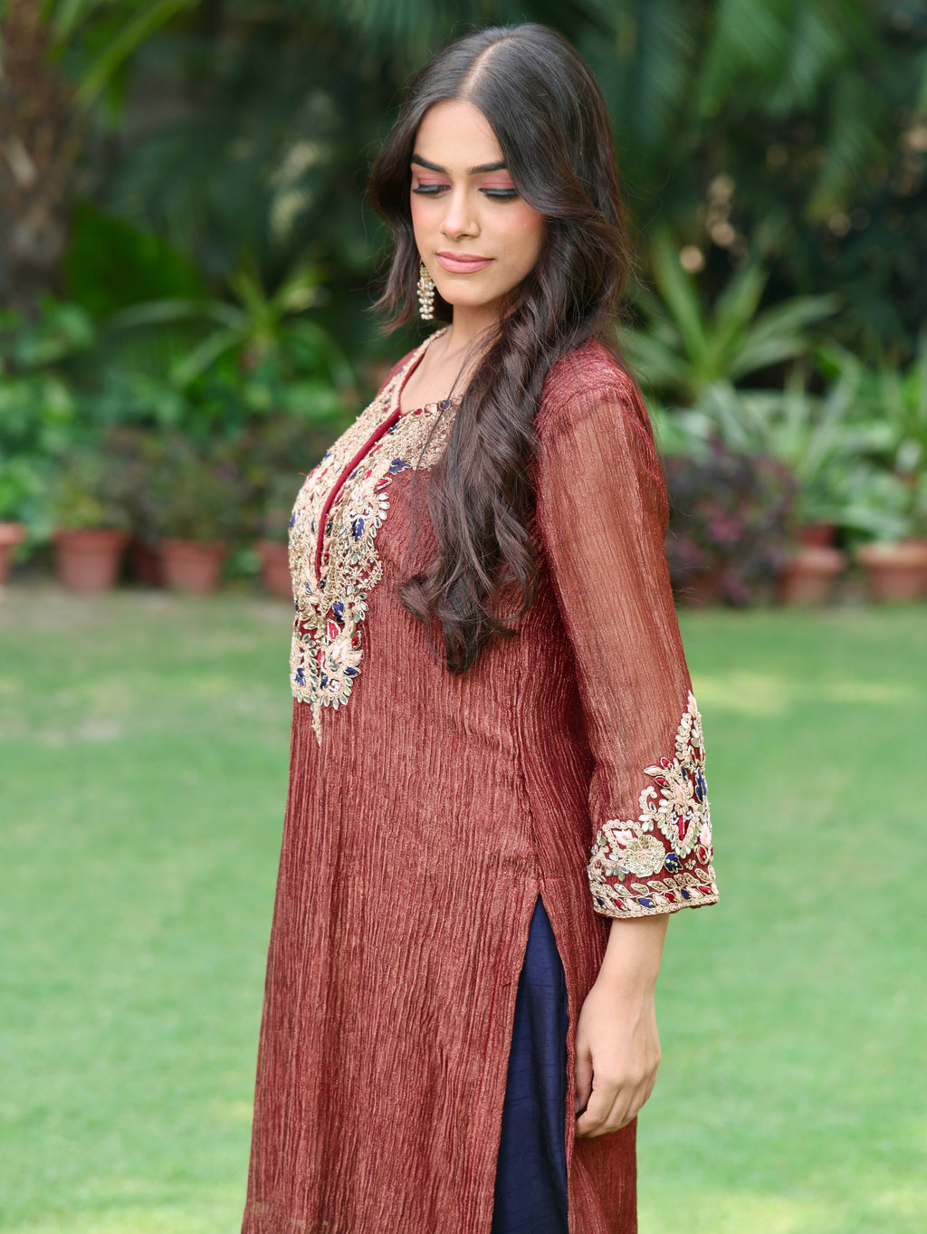 Sehr | Maroon Crushed Tissue Kurta Set