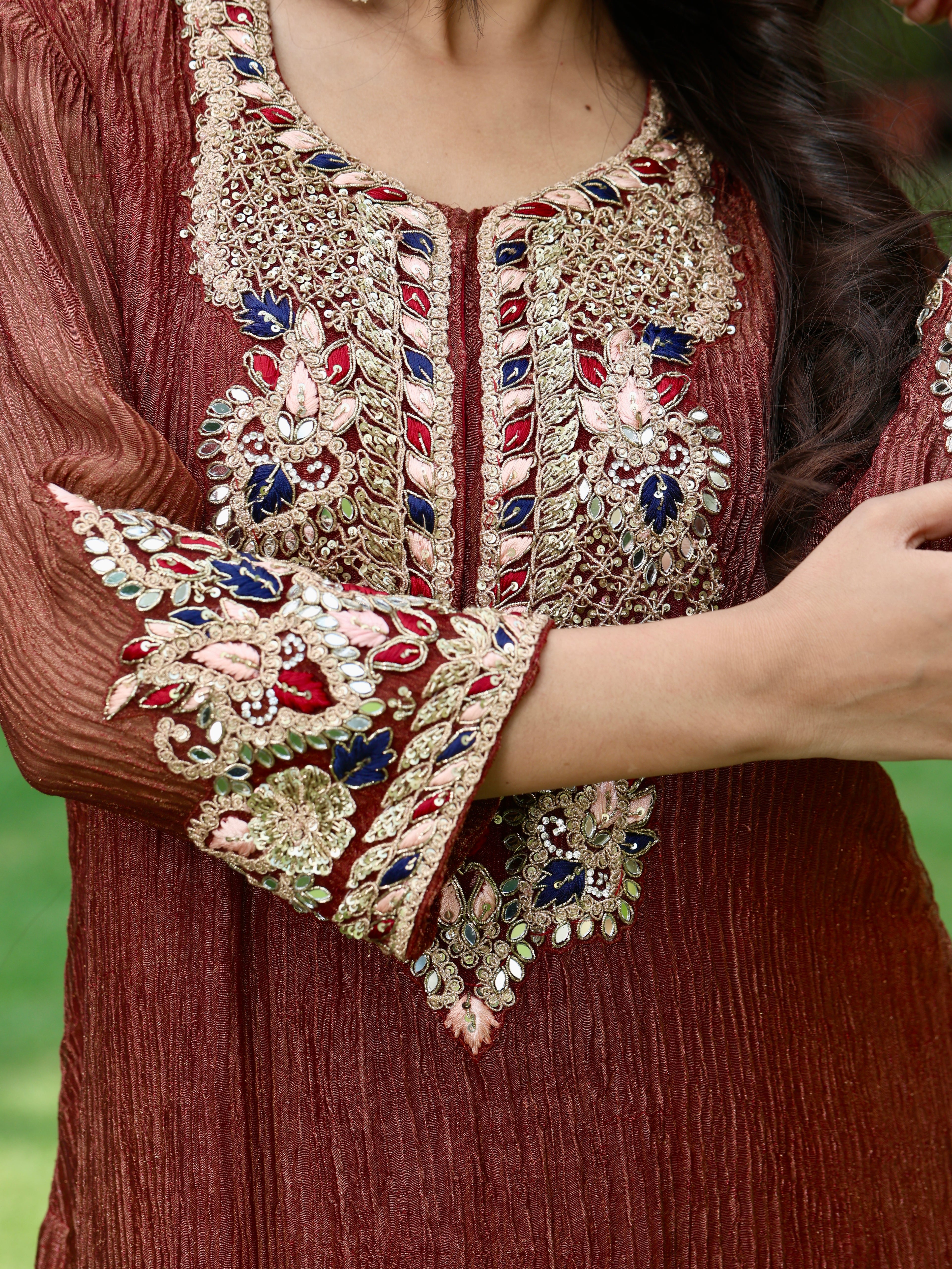 Sehr | Maroon Crushed Tissue Kurta Set