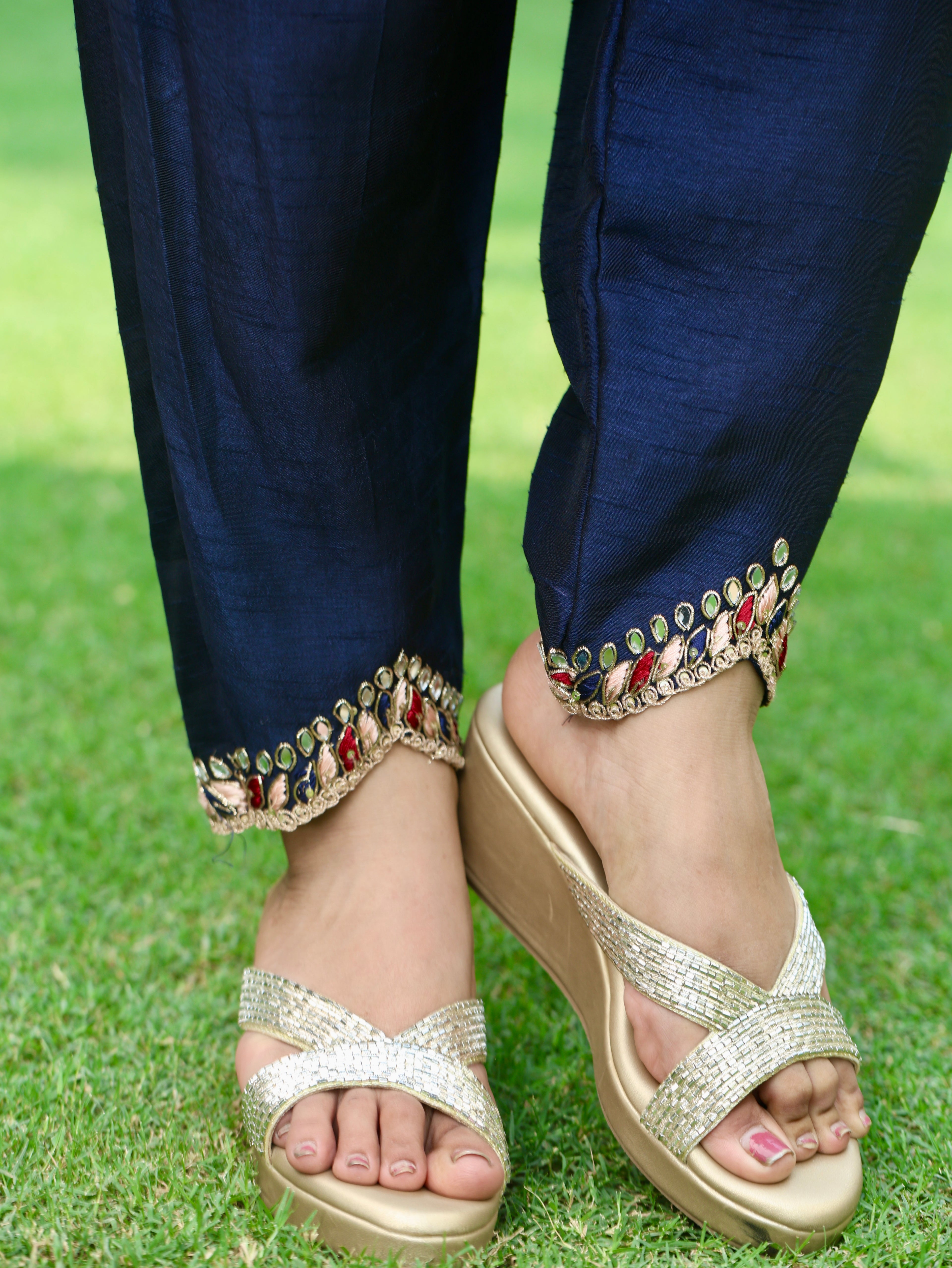 Sehr | Maroon Crushed Tissue Kurta Set