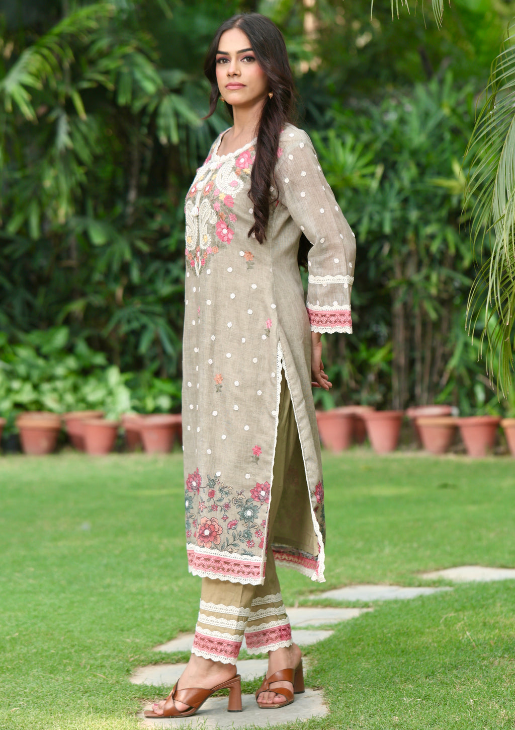 Ruhi |  Earthen Grey Cotton Suit Set