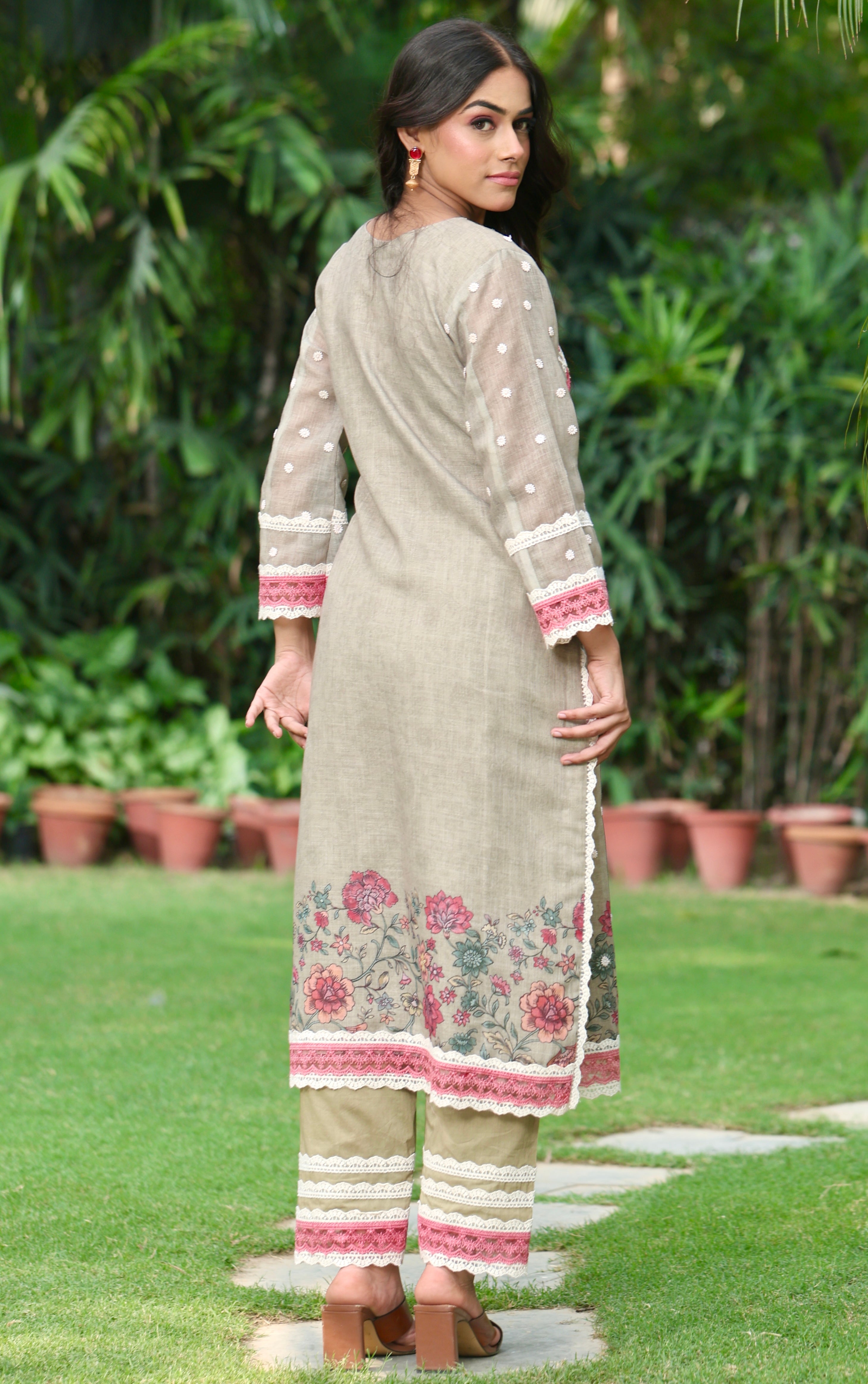 Ruhi |  Earthen Grey Cotton Suit Set