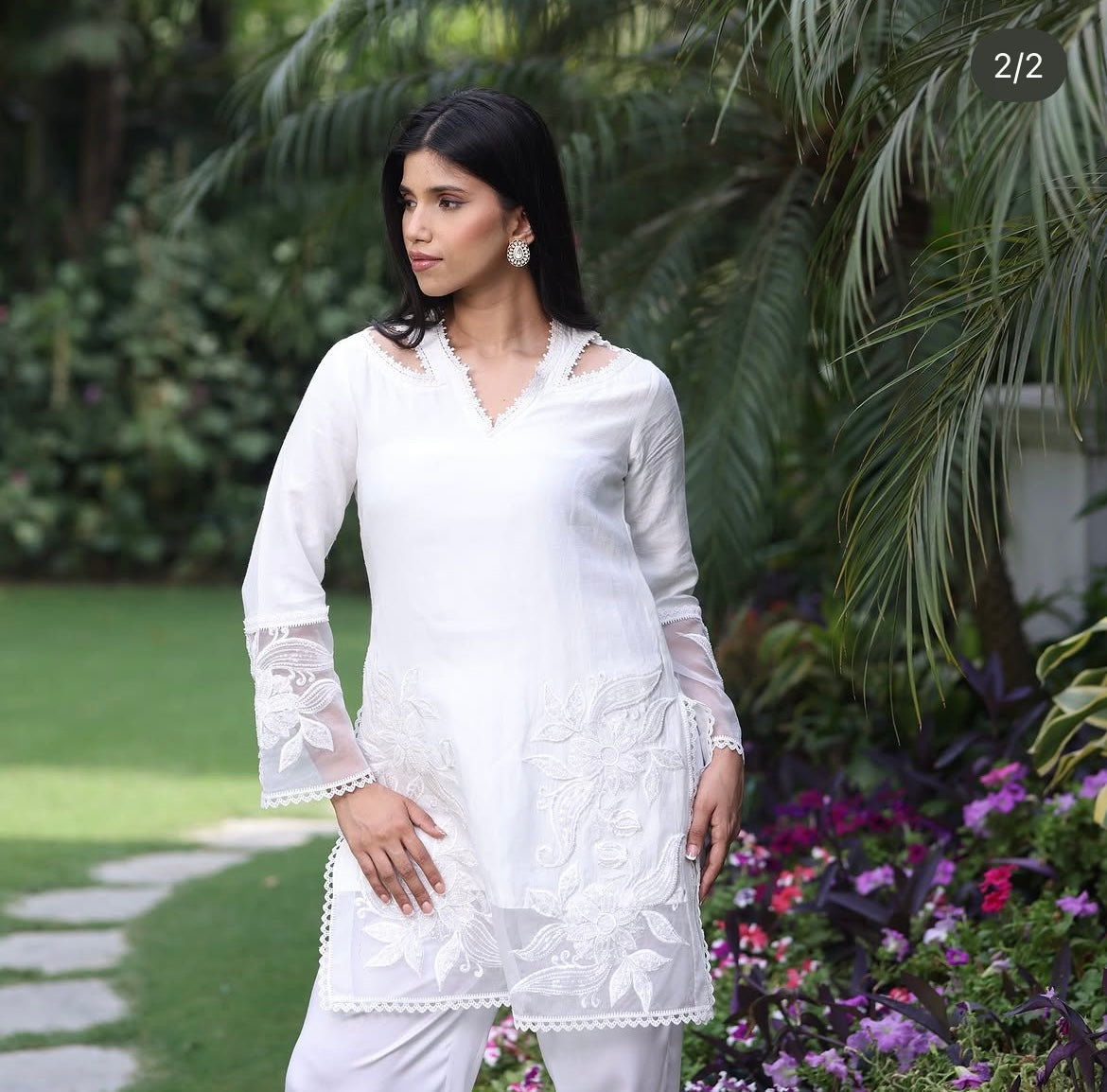 White applique lace set