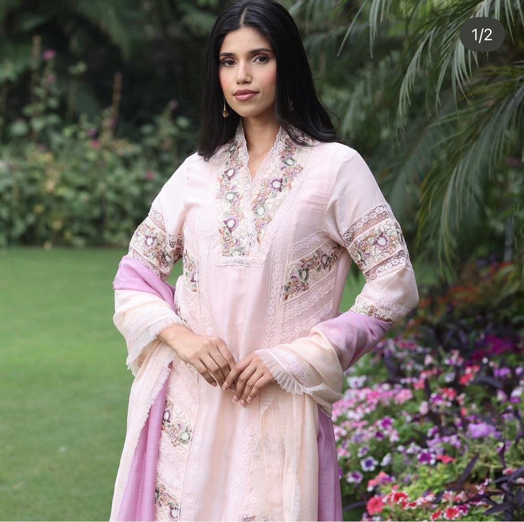 Pink lace kurta set